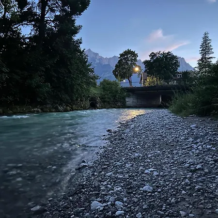 아파트 Loisachlodge - Zwischen Loisach Und Zugspitze *